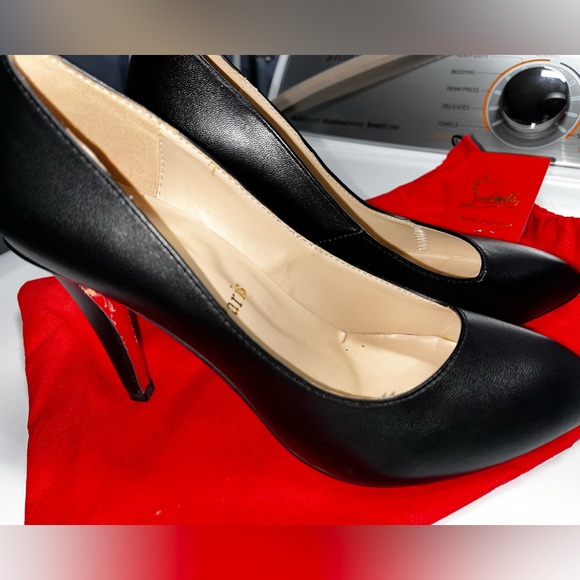 Christine Louboutin Simple Pump - Picture 3 of 6